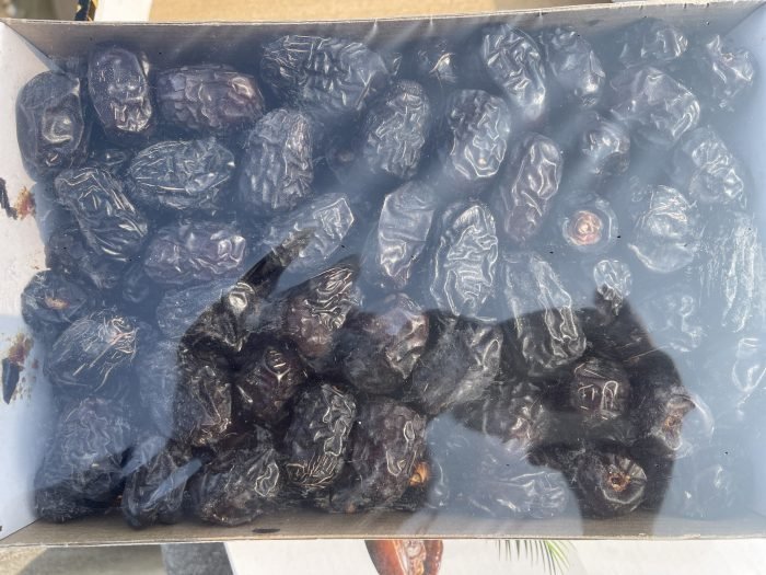 img_5725 আজওয়া প্রিমিয়াম খেজুর ১ কেজি বক্স