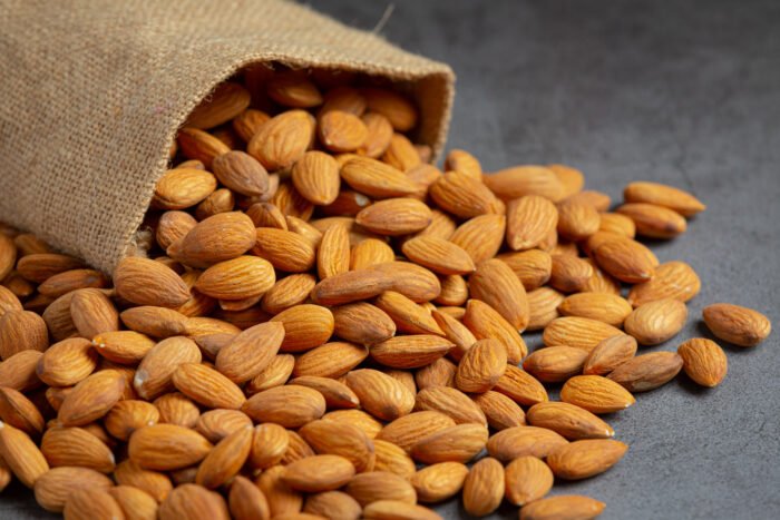 কাঠবাদাম (Almond)